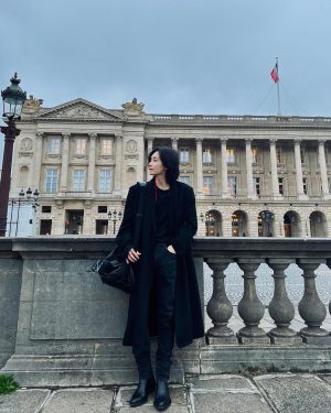 Jeonghan Instagram - 산책🤍
@ysl @anthonyvaccarello @emmanueltomasini