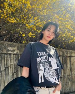 Yoon Jeong-han Instagram - 나리나리😎