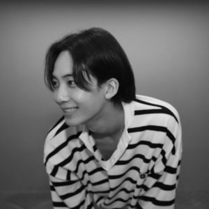 Yoon Jeong-han Instagram - 🖤