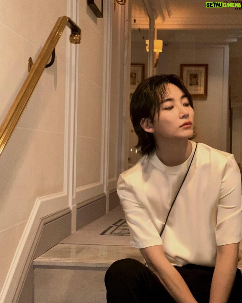 Yoon Jeong-han Instagram - SAINT LAURENT SHOW. MEN'S FW24 PARIS sophisticated😎