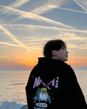 Jeonghan Instagram - 나나👍