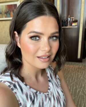 Yosra El Lozy Instagram - BTS from my @molfixeg event last week..
Make-up by @bydanakhedr and Hair by @malaksamy_1