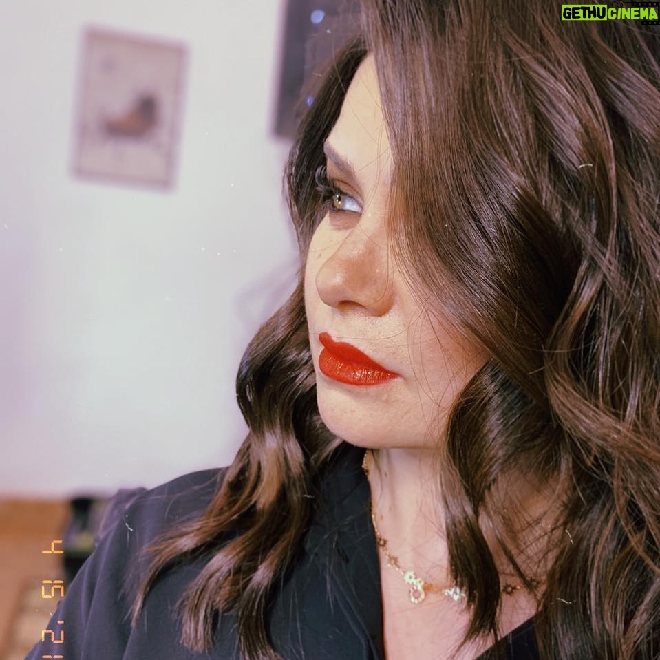 Yosra El Lozy - 51.7K Likes - On set #behindthescenes