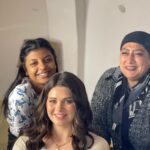 Yosra El Lozy Instagram - وفى نهاية الموسم الرمضاني، أحب أشكر فريق العمل بتاعى اللى دايما واقف جنبى و فى ضهرى فى السراء و الضراء 😂😂 @omnyiaa_mohmed @mmrymhshm