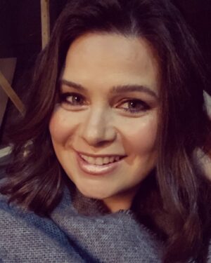 Yosra El Lozy Instagram - On location shooting a new project for Ramadan 2021 من كواليس التصوير لرمضان ٢٠٢١ #actress #lifeonset #onlocation #ramadan #tvseries #egypt