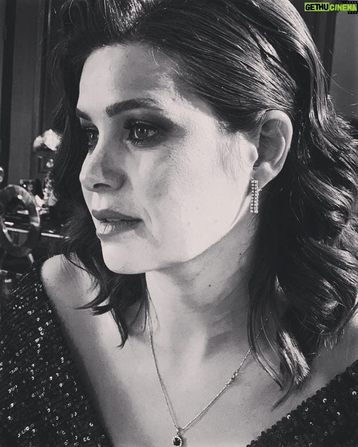 Yosra El Lozy Instagram - Black and white always wins فعلاً بحب الصور الأبيض و أسود أكتر بكتير thank you to @redamcmxcii for capturing this picture