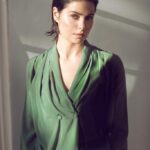 Yosra El Lozy Instagram - Have a beautiful weekend everyone ☀️ Spring is finally here Photography @bilohussein Styling & Art Direction @yasmineeissa Makeup @rashad.makeupworks Hair @alsagheersalons Top @maison_makarem #photoshoot #actress #spring #egypt #star #2019 #photography #style #shorthair