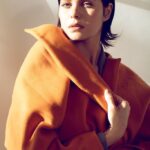 Yosra El Lozy Instagram - Short hair rocks!! Photography @bilohussein Stylist @yasmineeissa Makeup @rashad.makeupworks Hair @alsagheersalons Top & Coat @maison_makarem