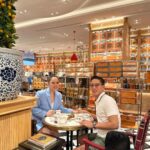 Yuanita Christiani Instagram - Ngopi sore sama "Ariella"🙃 Marina Bay Sands Singapore