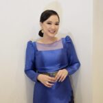 Yuanita Christiani Instagram - The new life begins with a confident smile 😁 . Dress @cynthiatan__