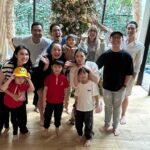 Yuanita Christiani Instagram - Nongkrong rasa staycation😂 Makasih tuan rumah kesayangan sudah rela rumahnya diacak-acak @sandradewi88 🤪 Kami terlalu nyaman dan MENOLAK pulang sejujurnya, gak berminat buka kos2an gitu disana?😂