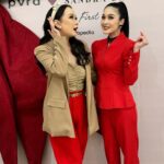Yuanita Christiani Instagram - Proudly present The Magic Shoes ✨ @pvra.official X @sandradewi88 Cuma ada 1 di dunia, percaya deh!