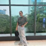 Yuanita Christiani Instagram - stripes go with every thing🤍🖤
