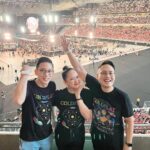 Yuanita Christiani Instagram – Salam sobat martin! #coldplaysingapore 
.
👚 @viviang.collection National Stadium, Singapore