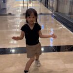 Yuanita Christiani Instagram – my everyday mood booster🎉
.
outfit @ariellainstyle