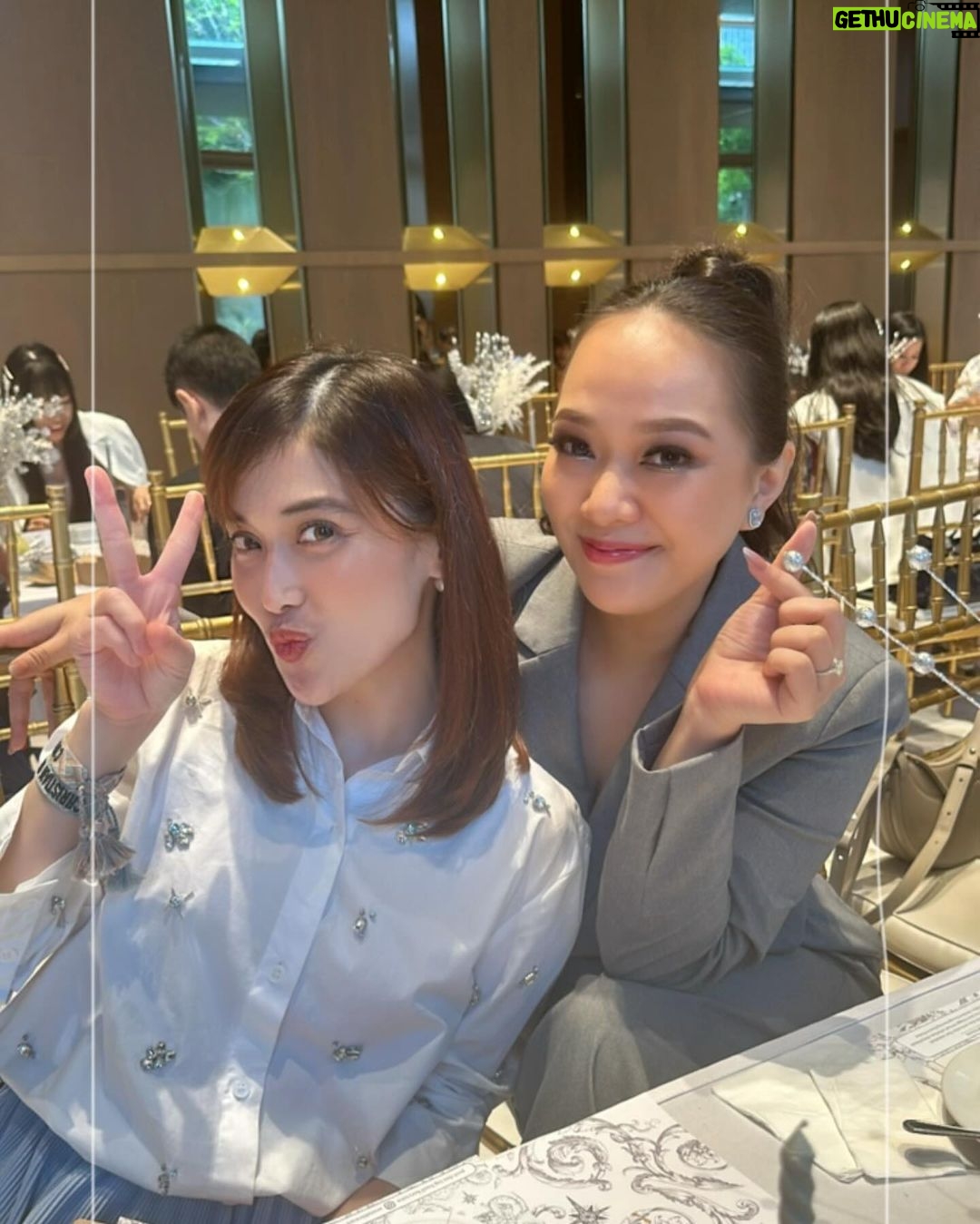 Yuanita Christiani Instagram - Along with lovely peeps at the latest collaborations of @sandradewi88 X @zentableware event ππ«Άπ»