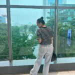 Yuanita Christiani Instagram - stripes go with every thing🤍🖤