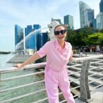 Yuanita Christiani Instagram - Serem ada yang ngambek diajak foto mulu, akhirnya jadi penampakan di slide akhir👻🤣 . my outfit @ariellainstyle