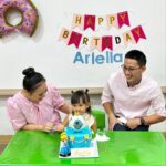 Yuanita Christiani Instagram - Wohoooo!!!Happy 3rd Birthday to our loveliest daughter Ariella Lenora Wiguna . Ariella seneng banget bisa ngerayain birthday untuk pertama kalinya di sekolah bareng teman-teman satu kelasnya. Bahagia & sehat-sehat terus ya cintaku sedunia❤️ @ariellalenorawiguna #crazyINlovewithYU #AriellaLenoraWiguna . thank you for the pretty cake @sweet_escape_pastry @alvinaharyadi