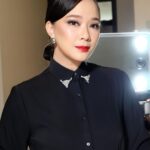 Yuanita Christiani Instagram - Black & white never goes wrong . Black Top @minimal_stores X @sandradewi88 Brushed @ay.mua Hair @ay.mua