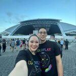 Yuanita Christiani Instagram – Salam sobat martin! #coldplaysingapore 
.
👚 @viviang.collection National Stadium, Singapore