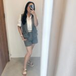 Yuanita Christiani Instagram – Habis stress terbitlah stress yang baru. Mari bangkitkan mood hari baru pake outfit kece
.
Vest & Pants @do.style.official @dagnesia