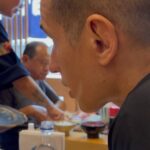 Yudi Tamashiro Instagram - 3 pastores de denominações diferentes, 1 evangelista sentados em uma única mesa para cooperar com o Pai na Sua obra. 🇧🇷🇯🇵🌍 Bairro Liberdade
