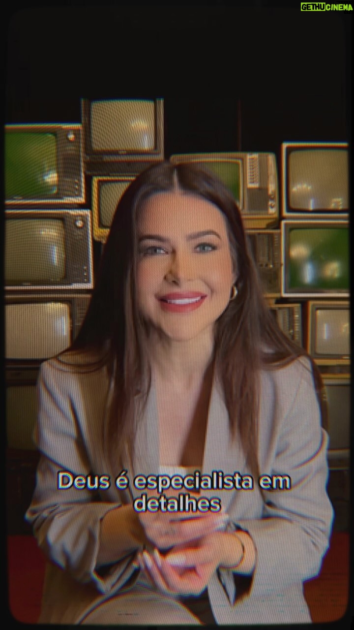 Yudi Tamashiro Instagram - Acredite no processo e confie que Deus tem o plano perfeito para a sua vida. Tudo vai acontecer no tempo Dele. Aconteça o que acontecer, Deus sempre vai estar ao seu lado. Mesmo quando você não conseguir acreditar, quando não conseguir enxergar, quando não tiver mais forças e inclusive quando você mesmo desistir de si, Ele vai estar olhando por você. Confie, lembre-se que os planos de Deus são bem maiores que os seus. 🙌🏻🔥 05/12/2023 Faça o PRÉ-SAVE 📌 Link na bio