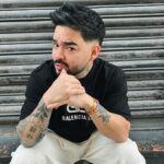 Yudi Tamashiro Instagram - Cabelo e barba pronto para gravação de amanhã do clip do meu amor @eumila aiaiaiai 😬 não vejo a hora de poder compartilhar a música e clip com vocês ❤️ Corte: @chbarber 💈