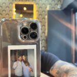 Yudi Tamashiro Instagram - As coisas mudam, né? Antes era foto na carteira, agora na capa do celular. Mas o amor continua sendo o mesmo. TE AMO @eumila ❤️ São Paulo, Brazil