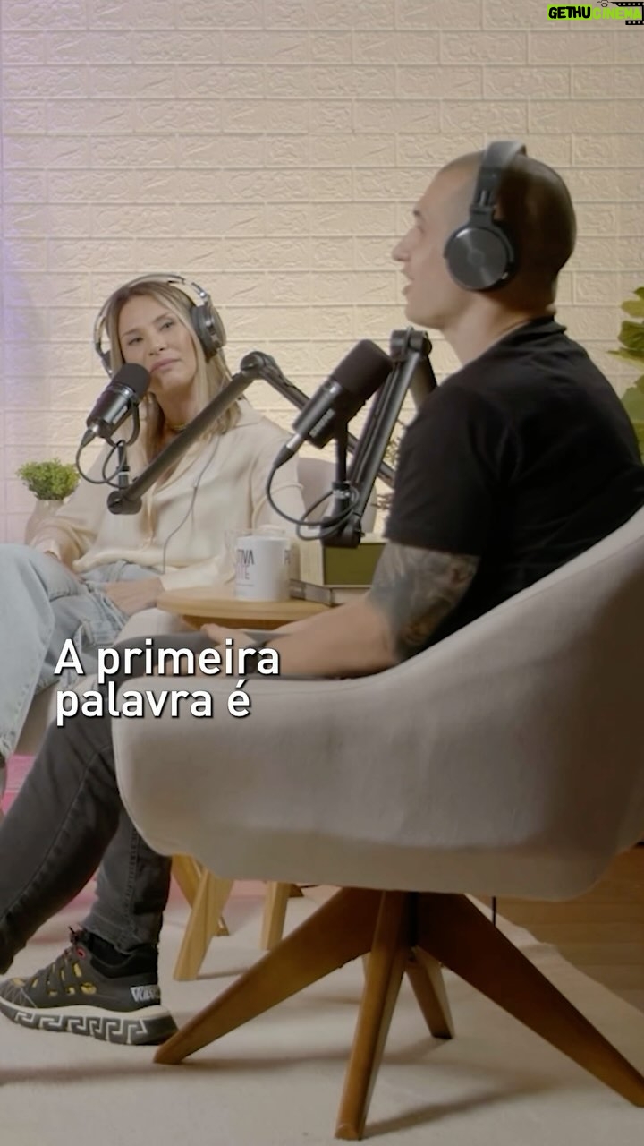 Yudi Tamashiro Instagram - Nesse período, ao fim de cada episódio do Experiências, buscamos saber o que cada uma dessas palavras significa para cada convidado e, de forma especial, trouxemos aqui um conteúdo repleto de significado. Escrituras Fé Graça Jesus Deus E, para você, o que significam essas palavras? #escrituras #fé #graça #jesus #deus