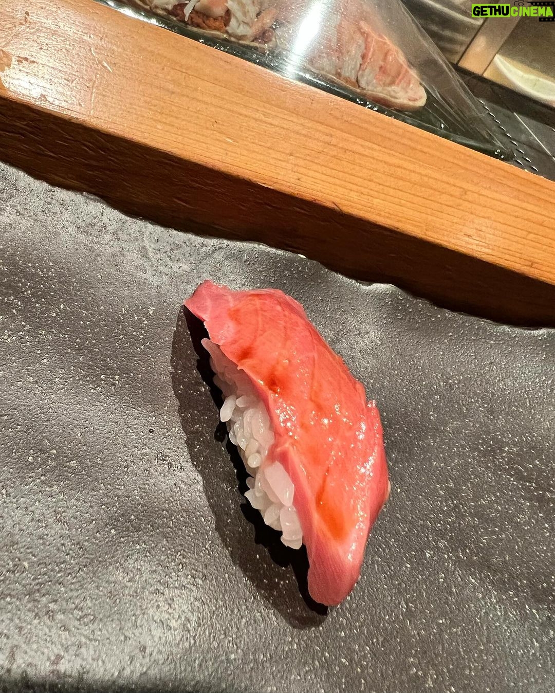 Yudi Tamashiro Instagram - 日本の寿司が恋しい Saudade do sushi do Japão 🍣 @okafabio @rody_jp 🇯🇵