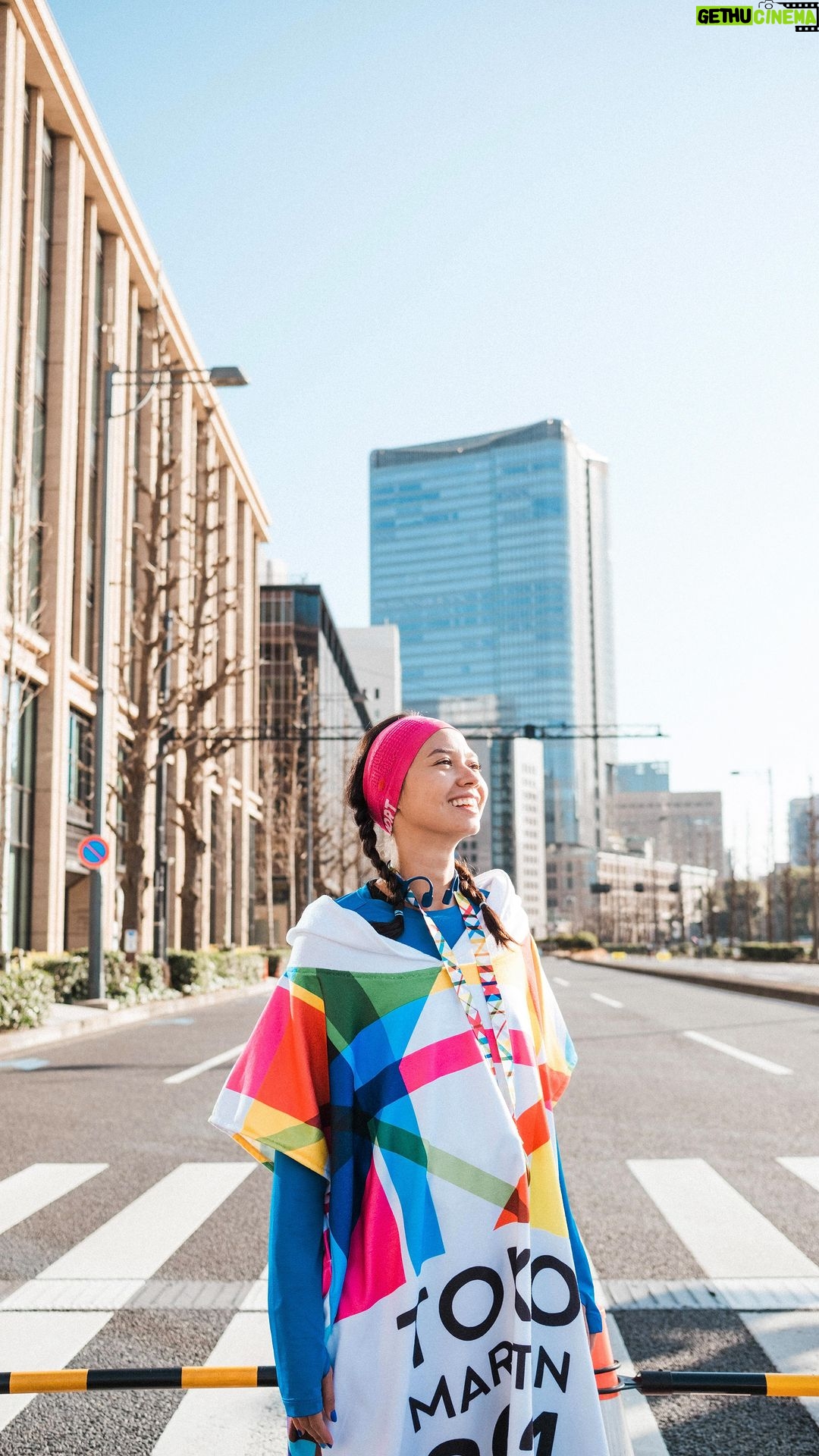 Yuki Kato Instagram - Marathon pertama, world major marathon juga pertama. Ku harap ini awal pertama dari segalanya🩵 Rasanya kayak gimana ya… campur aduk bgt! Semangat, seneng, seru, energi positif, melatih mental, dapat masukkan dan dukungan dari fellow runners juga… luv abis. Ini sih yg dinamakan Unexpected Possibilities, thank you sudah menemani perjalanan ini @pocariid @pocarisportid nextnya temenin aku lagi yuk? 🩵🩵 Lengkapnya ada di youtube #diaryukikato hehe tungguin aja ya sobat luuuv yu all muah 😘 #BornToSweat #GoSweatGoIon #SweatToDiscover Tokyo 東京, Japan