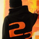 Yuki Tsunoda Instagram - New merch dropping internationally at 13:00 on Friday CET! This collection was inspired by the autumn leaves on my racing helmet🍁 Hope you enjoy! 12/15(金) 日本時間21時よりオリジナルアイテム再販決定！🍁 🔗 https://yukitsunodashop22.com