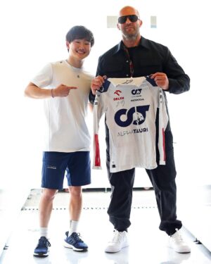 Yuki Tsunoda Instagram - Best. Day. Ever. @jasonstatham