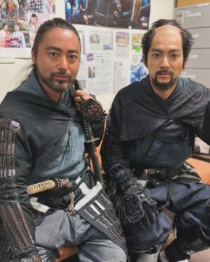 Yuki Yamada Instagram - #どうする家康 最終回
時は流れて、人はいつか死にます
その中に、幸せもあれば
どれだけの苦しみを噛み締めるだろう
どんな仕事も、どんな人間も
今笑っている人も、
もしかしたら心では笑っていないかもしれない
心から笑えている瞬間など
何回あるだろう
自分が本当に幸せだと感じられる場所は…居場所は…

人の歴史にとやかく言うのは違う

それはただ、彼らはきっと
自分や誰かのために戦ったんだと思う
いつか
本当に平和な世の中が来るようにと

どうする家康スタッフの皆様
ありがとう
キャストの皆様
ありがとう
家臣団の皆様
本当にありがとうございました
そして、殿
ありがとうございます
あなたのおかげで
本多平八郎忠勝、戦い抜けました

わしは生きた

写真の中に
沖縄の人がひとり…
@nhk_ieyasu 
@jun.matsumoto_ieyasu