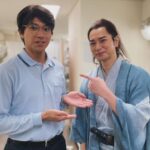 Yuki Yamada Instagram – #どうする家康 最終回
時は流れて、人はいつか死にます
その中に、幸せもあれば
どれだけの苦しみを噛み締めるだろう
どんな仕事も、どんな人間も
今笑っている人も、
もしかしたら心では笑っていないかもしれない
心から笑えている瞬間など
何回あるだろう
自分が本当に幸せだと感じられる場所は…居場所は…

人の歴史にとやかく言うのは違う

それはただ、彼らはきっと
自分や誰かのために戦ったんだと思う
いつか
本当に平和な世の中が来るようにと

どうする家康スタッフの皆様
ありがとう
キャストの皆様
ありがとう
家臣団の皆様
本当にありがとうございました
そして、殿
ありがとうございます
あなたのおかげで
本多平八郎忠勝、戦い抜けました

わしは生きた

写真の中に
沖縄の人がひとり…
@nhk_ieyasu 
@jun.matsumoto_ieyasu