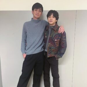 Yuki Yamada Instagram - 『ULTRAMAN：RISING』の日本語吹き替えで
主人公を演じます
#円谷コンベンション 
#ツブコン ありがとう
山田裕貴です

ウルトラマンファンの皆様に会えて
シャノン監督、ジョン監督にも会えて
嬉しかった

そして、久しぶりの #ウルトラマンギンガ 
#根岸拓哉 にも会えました
相変わらず身長高かった
たぶん１９４センチ笑
これからはウルトラの兄弟？か？

#ウルトラマン 
#ultraman #rising

@etro