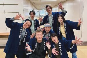 Yuki Yamada Instagram - #君が心をくれたから 最終話まで
ご覧頂き
ありがとうございました

ハッピーエンド、バッドエンド
そんなひとことでは語れない物語だと思っています

雨ちゃんをはじめ、
登場人物全員が一生懸命生きて、生きて、生きて

１秒１秒、そして、
今という大切な１０秒間を懸命に生き抜いたんだと思います

この役には自分の全人間力を注ぎました
太陽はもう僕の心です
このような心のドラマに携われたことにありがとう

雨ちゃんをはじめ、僕に心をくれた
キャストのみなさん、スタッフのみなさんにありがとう

そして、心を受け取ろうとしてくれた
すべての視聴者の皆様にありがとう

そして、
最後に
「みんなには価値がある、絶対にある」
「みんなには誰にも負けない素敵な価値があるよ」って
「みんなはこの世界に必要だよ」
そうすべての皆様が想える
そんな世界に、愛に溢れた世界になりますように

☀️