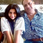 Yukti Kapoor Instagram - I’ll keep these memories in my heart until our next family trip… #familia ✨ Thankyou Goru @gouravkapoor.21 for this adventurous trip ♥️ #family #familytime Ranthambore