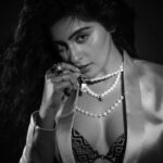 Yukti Kapoor Instagram – A touch of sophistication: pearls.