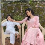 Yukti Kapoor Instagram – Kya karu iska ? 
🙈😁

#reels #reelsinstagram #reelitfeelit #reelsindia #reelkarofeelkaro #trending #trendingsongs