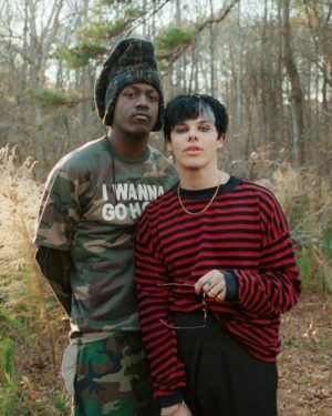 Yungblud Instagram - tonight worlds collide … it sounds like heaven. close yer eyes n get soaked in it 🪽🪽🪽