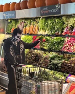 Yungblud Instagram - a day out … ☠️☠️☠️