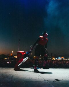 Yungblud Instagram - if you let go im fucked … ☠️🖤💕 Santiago, Chile