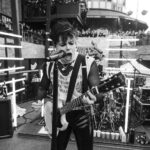 Yungblud Instagram - ive been goin to Camden market since i was a little kid. it was a home to me, it gave me confidence to dress the way i did and hope that if this little world can be like this then maybe it’s positivity and acceptance of individuality will bleed into the big one. to be able to actually play a gig and announce our festival there was completely insane. see you Friday. 10am 🖤🖤🖤🖤🖤🖤🖤🖤🖤🖤🖤 Camden Market