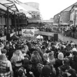 Yungblud Instagram - ive been goin to Camden market since i was a little kid. it was a home to me, it gave me confidence to dress the way i did and hope that if this little world can be like this then maybe it’s positivity and acceptance of individuality will bleed into the big one. to be able to actually play a gig and announce our festival there was completely insane. see you Friday. 10am 🖤🖤🖤🖤🖤🖤🖤🖤🖤🖤🖤 Camden Market