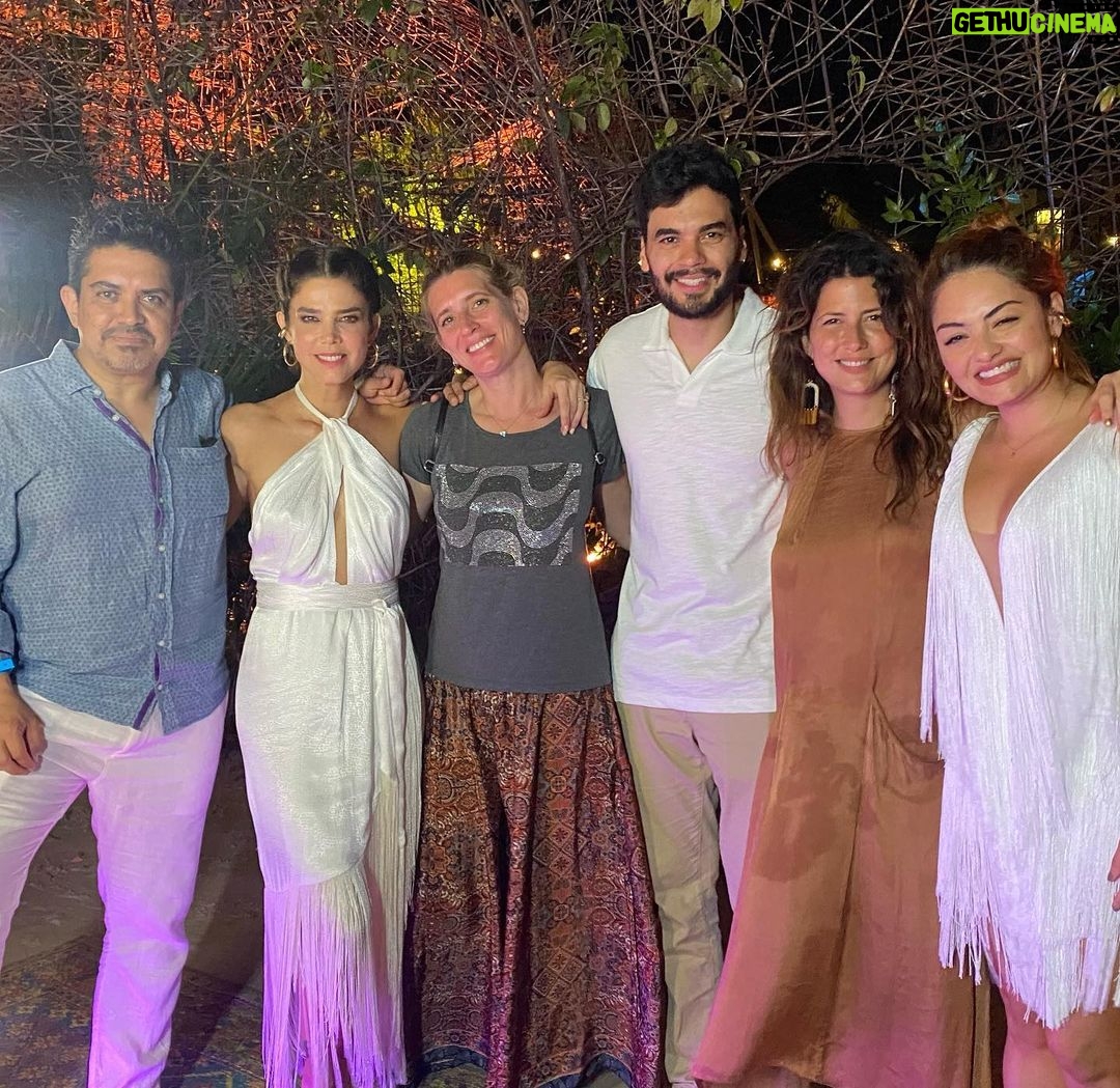 Yuri Vargas Instagram - Cruzando Energías hermosas y disfrutando el @ficcifestival con buenas compañías @jimmunoz1 @majovargas1 @vinamachado @juana_acosta @deadpoolmovie @nancy64afilms @diego64a @_miss_wills_ @analuciado @diego64a @nataliareyesg @patricia_castanedag @marcelamar07 🎬🎬🎬🎥🎥🙏🙏♥️ @fenixbeachcartagena @casadilucactg @ualecrim 👏👏👏♥️