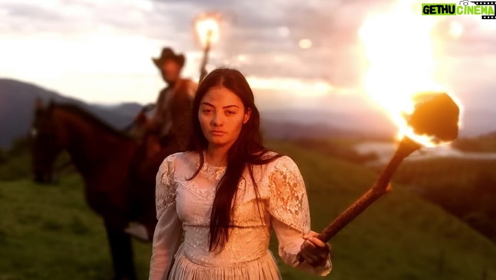 Yuri Vargas Instagram - 🎥🎥 Película Luz la flor del mal en @primevideolat #director Juan Diego escobar alzate @jimmunoz1 @lagofilms @afasiafilms @sharonguzmans @conradoosorio