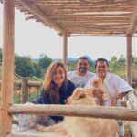 Yuri Vargas Instagram - Días para recargar la energía con toda mi familia hermosa Gracias por tanto los amooo con mi corazón ♥️ Lugares preciosos @atmavillas @el_403_ 👏👏👏👏 @sinai_dog #Noah
